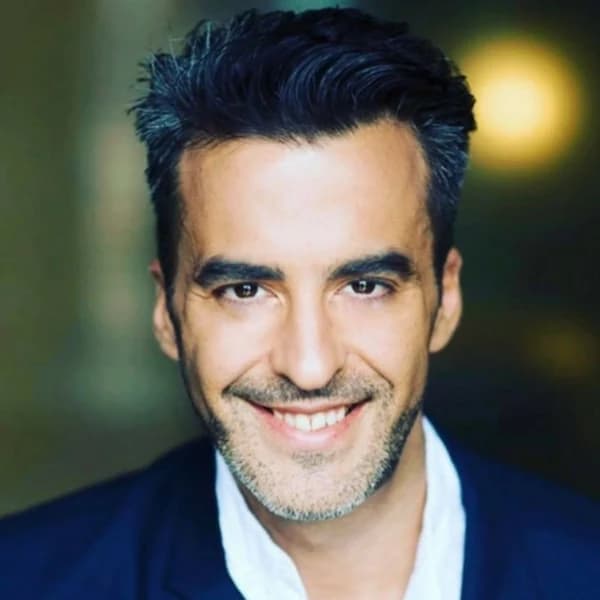Javier Dominguez — Founder · Senior SEO · 25 years